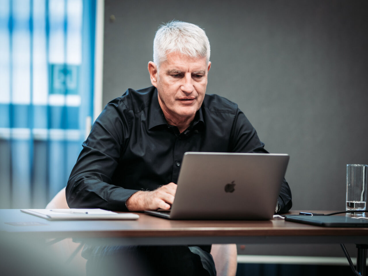 Vorsicht: «halluziniert» die KI?